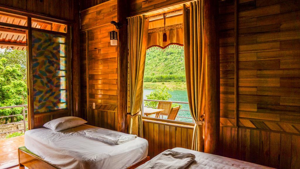 Phong Nha River House Ngoại thất bức ảnh